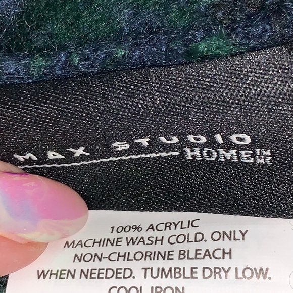 Max studio home decorative throw - Picture 6 of 6